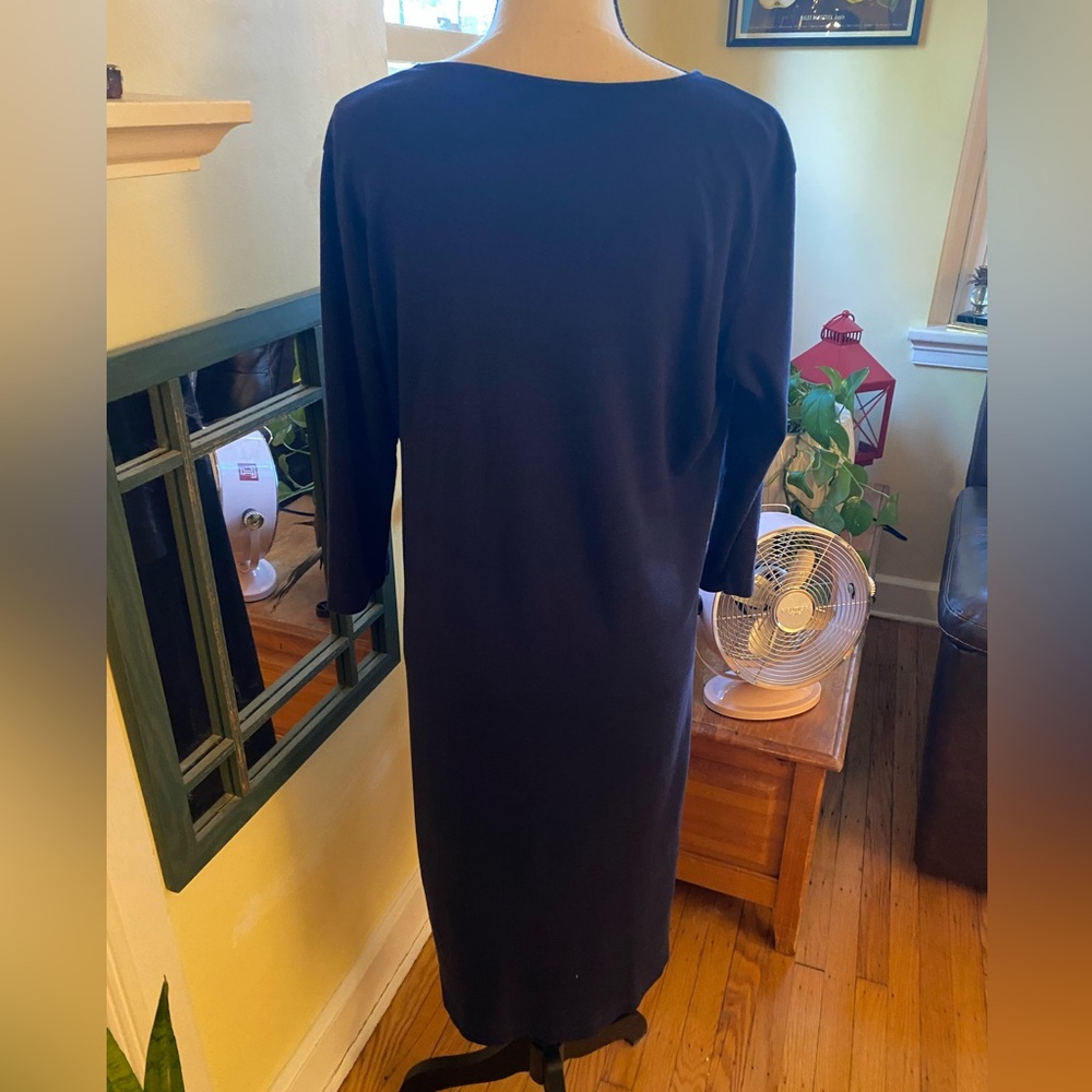 L.L. Bean Women's Supima Cotton
Nightgown V-Neck Three-Ouarter-Sleeve; Size M - Picture 3 of 10